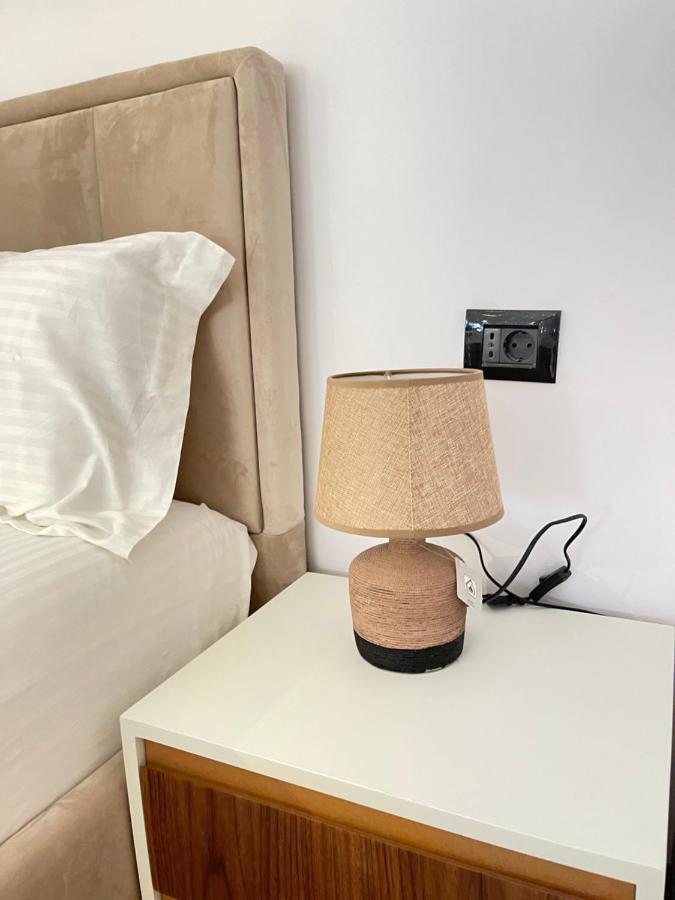 Duplex Lungomare Suites Vlore Exterior photo