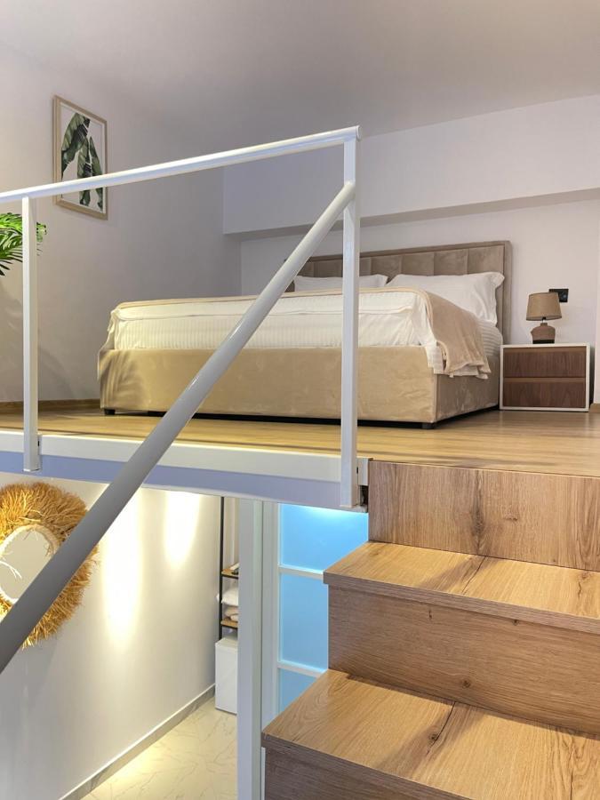 Duplex Lungomare Suites Vlore Exterior photo