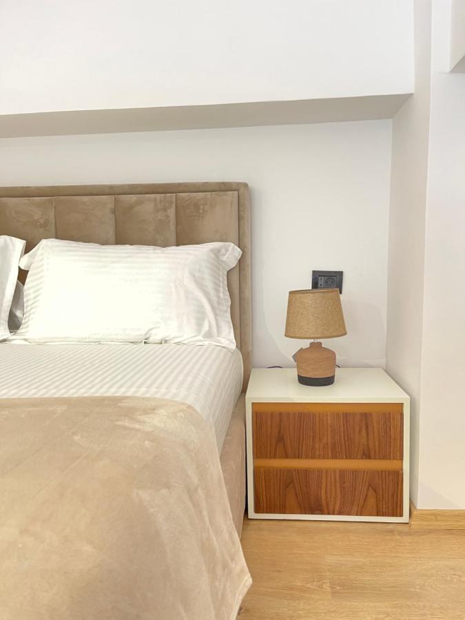 Duplex Lungomare Suites Vlore Exterior photo