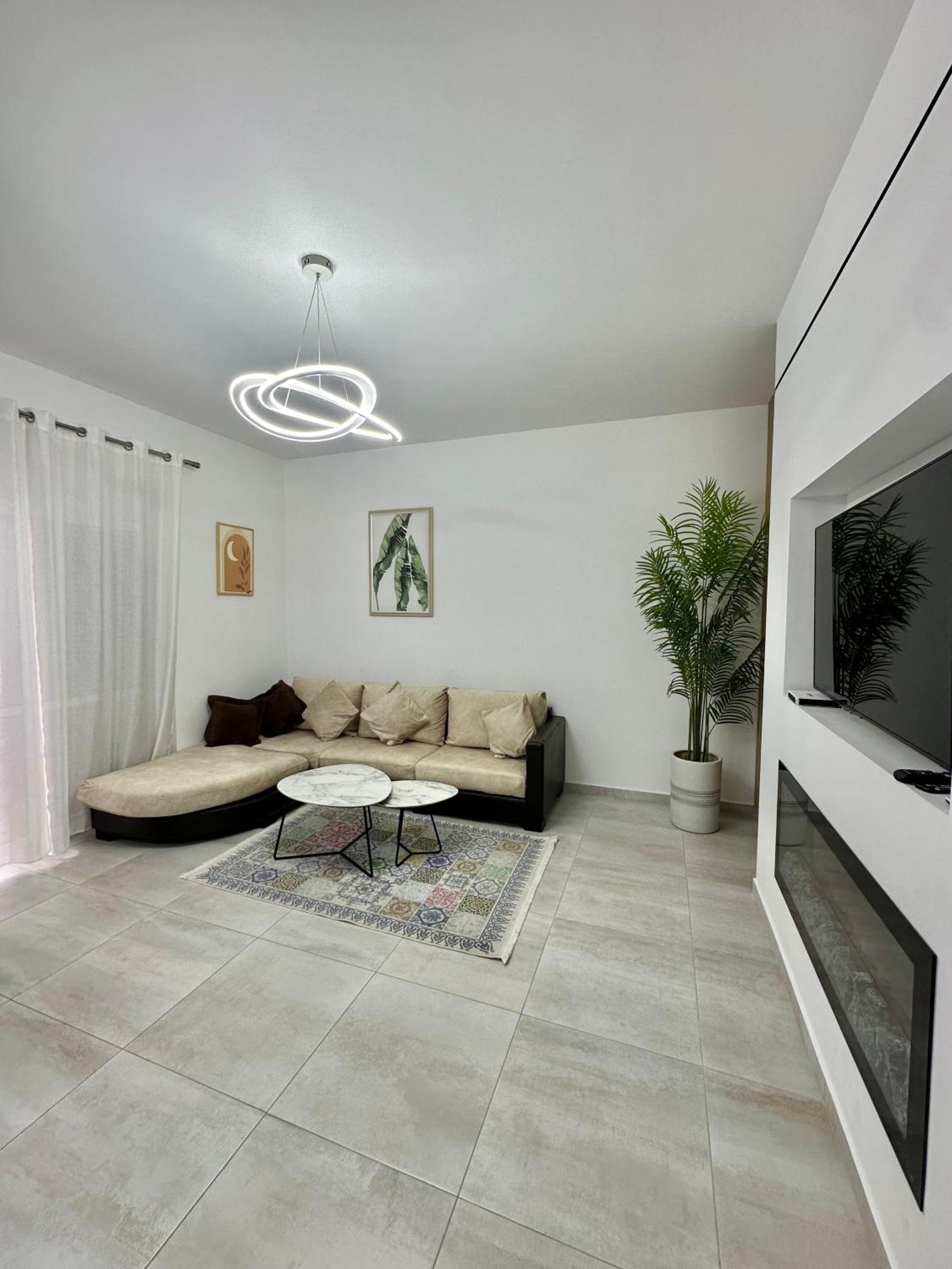 Duplex Lungomare Suites Vlore Exterior photo